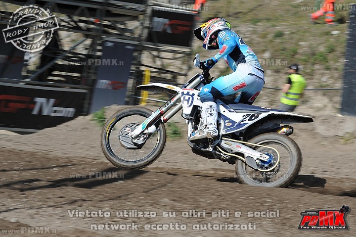 ROB_4288 (Copy).JPG